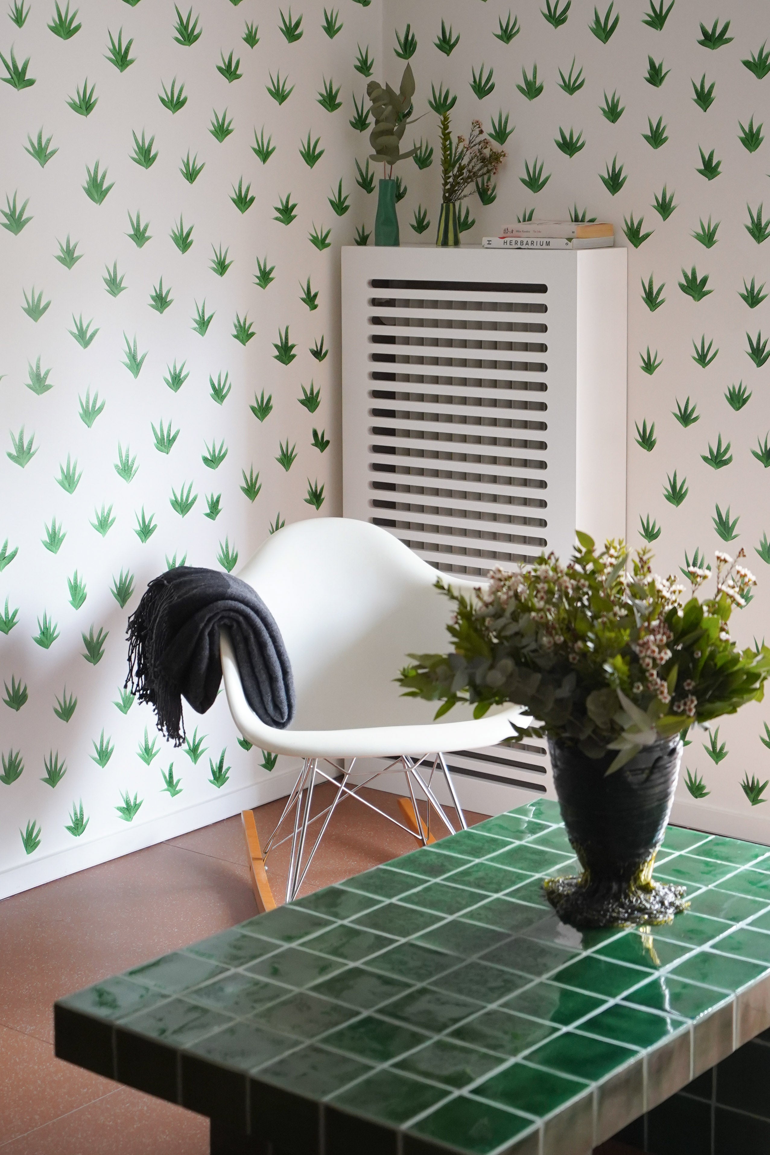 CERAMIC GREEN TILE COFFEE TABLE - INDOOR