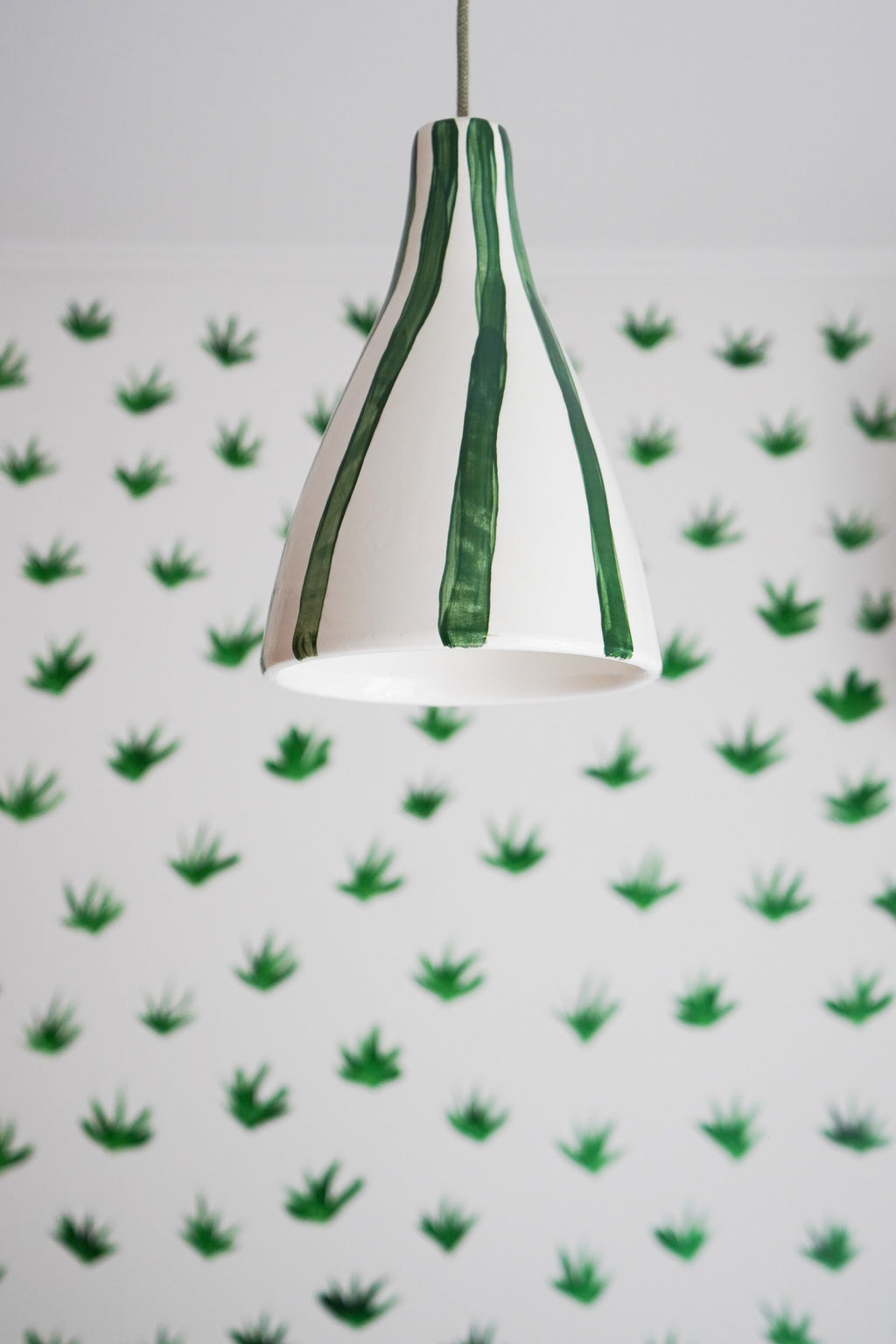 Striped ceramic lamp