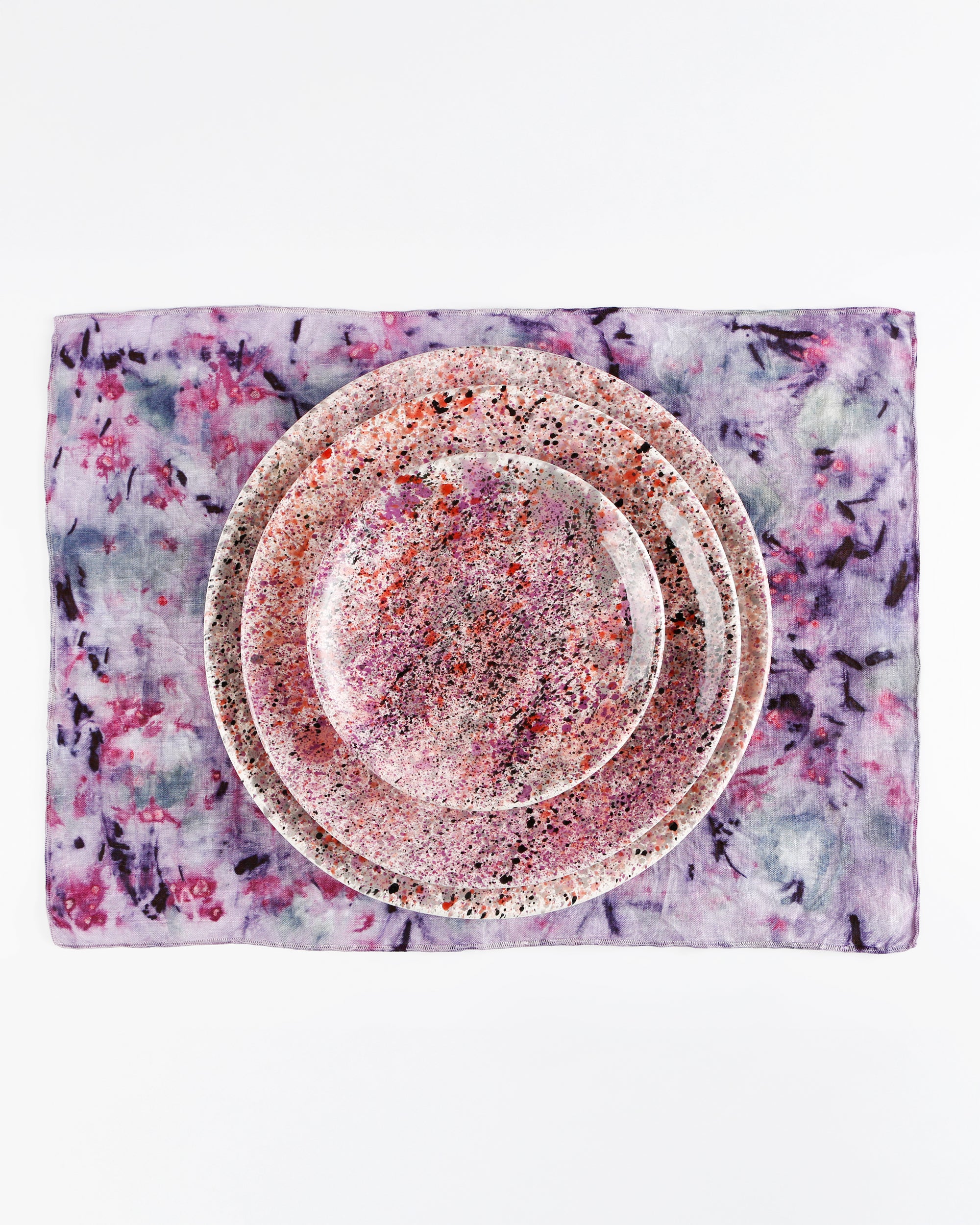 Black rose splatter linen placemat set