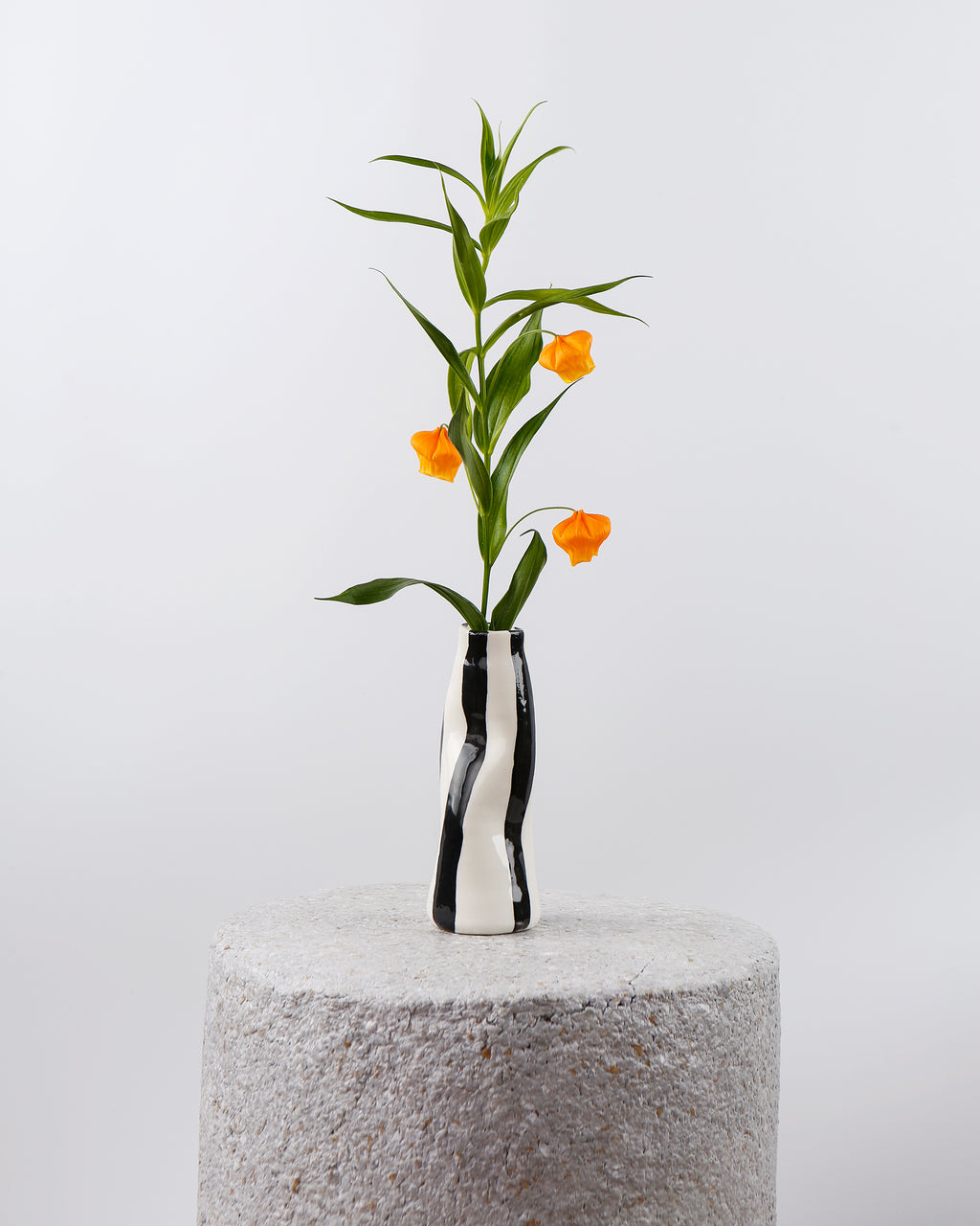 B&W STRIPES VASE